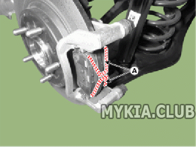 Замена передних тормозных колодок на автомобиле Kia Ceed (JD) 2012-