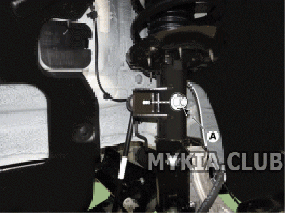Замена передних пружин и амортизаторов Kia K5 (DL3) (13).gif