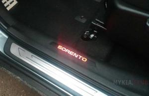 подсветка порогов Kia Sorento 2 (XM).jpg