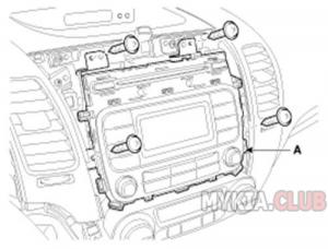 снятие штатной магнитолы Kia Cerato 3 (YD) (3).jpg