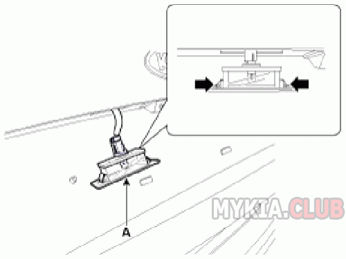 Замена ламп подсветки номера на LED - KIA Optima (4G), 2,4 л, 2018 года стайлинг